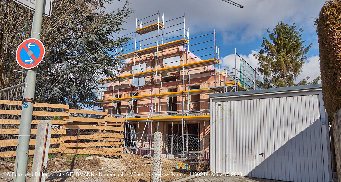 15.03.2023 - Mehrfamilienhaus in der Niederalmstraße 16 in Neuperlach